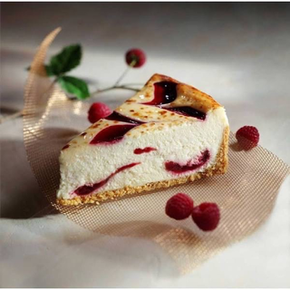 White Chocolate Raspberry Cheesecake